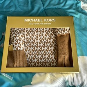 Michael Kors winter hat, scarf and gloves